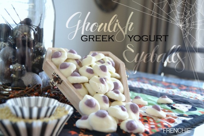 Ghoulish Greek Yogurt Eyeballs on seelindsay.com
