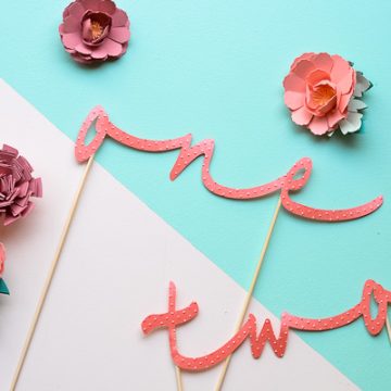 Make your own wedding table numbers using your Cricut Explore and your Cuttlebug