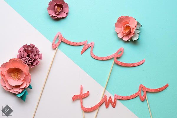 Make your own wedding table numbers using your Cricut Explore and your Cuttlebug