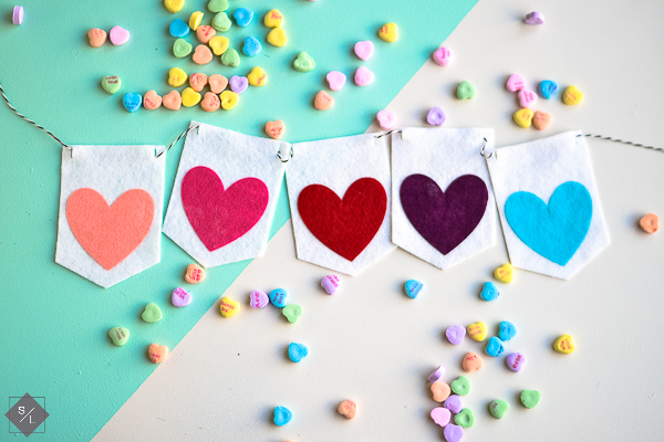 DIY Felt Valentine Banner using your Cricut Maker. So easy.