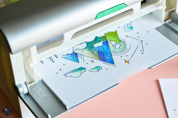 Learn how to draw using your Cricut Explore or Cricut Maker and create this modern mountain art. #CricurMade #Derwent #Xyron #Cricut