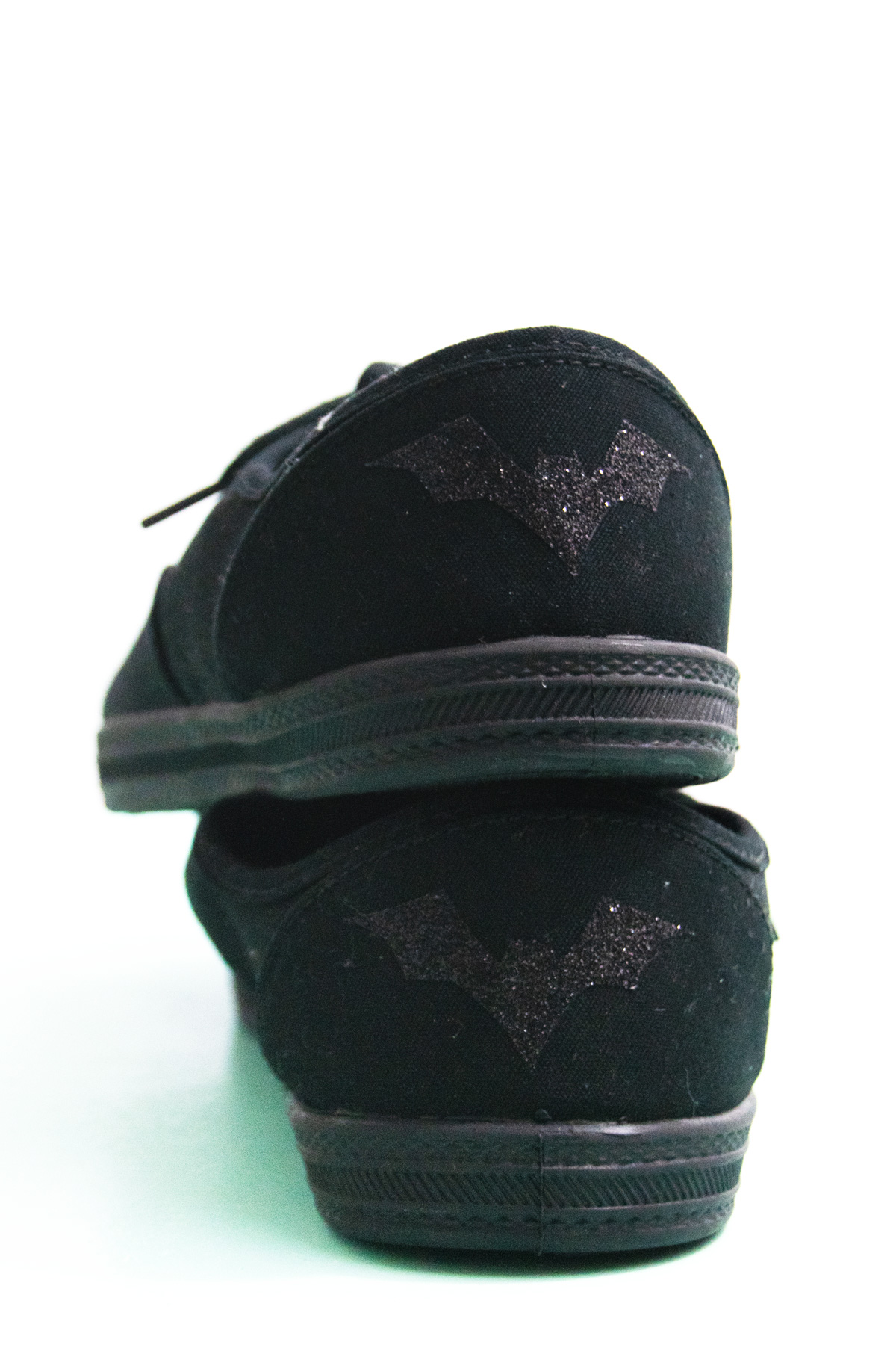 customize your own shoes with iron on vinyl