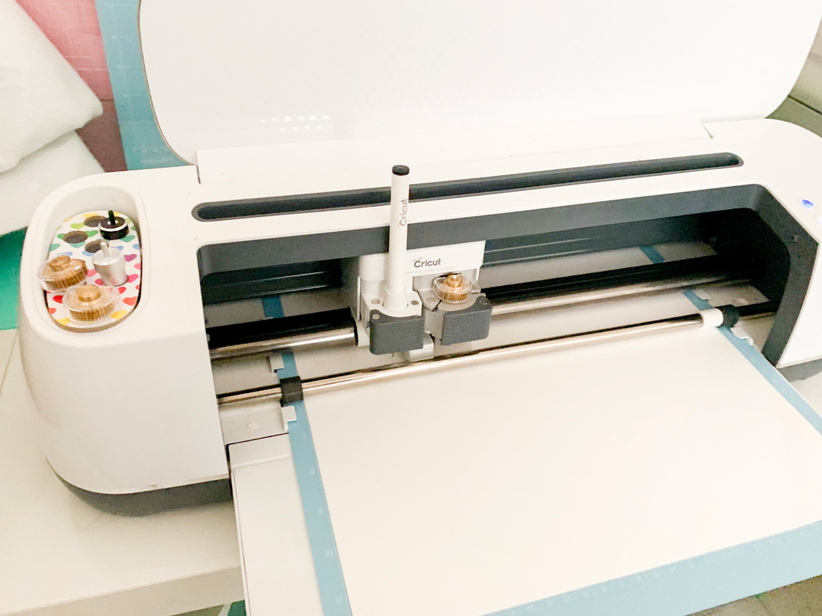 how to write with cricut