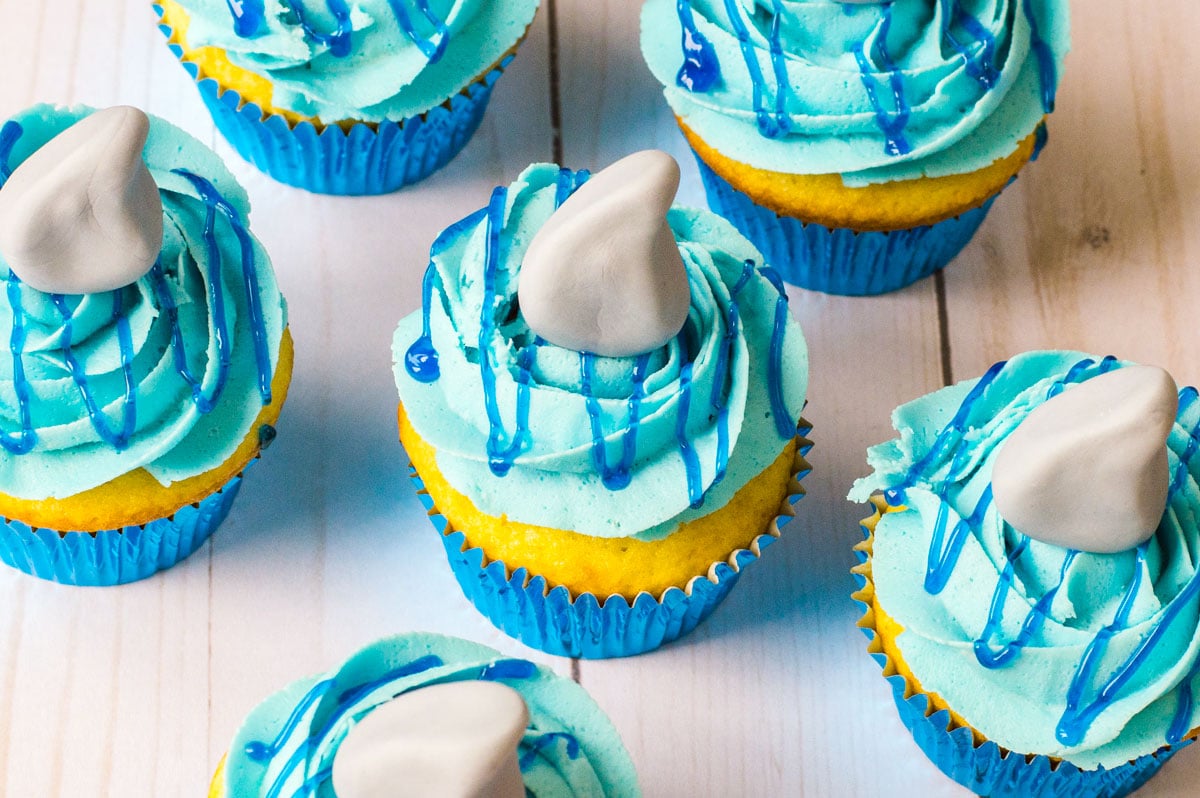 shark week cupcakes