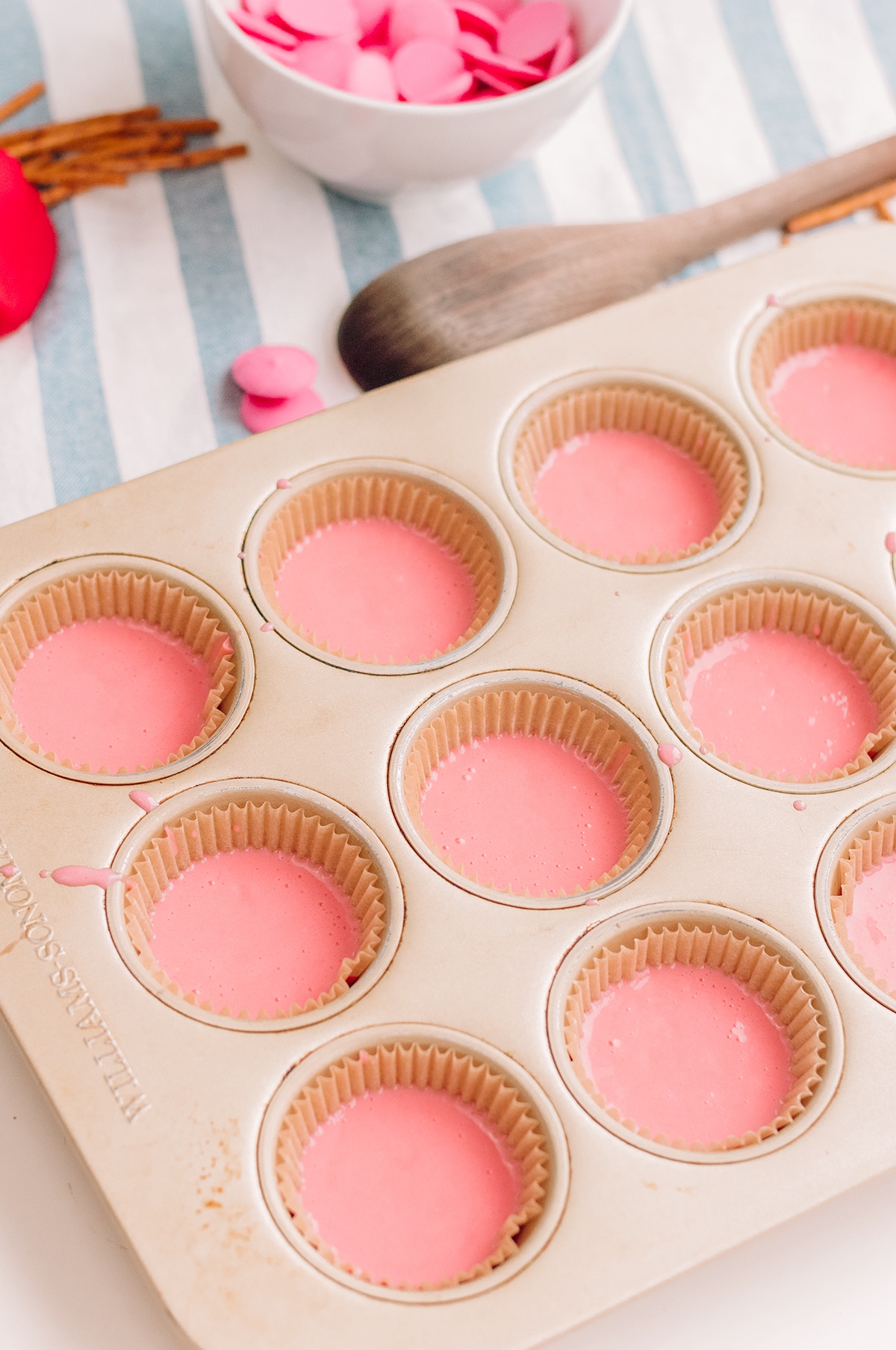 uncooked pink cake mix